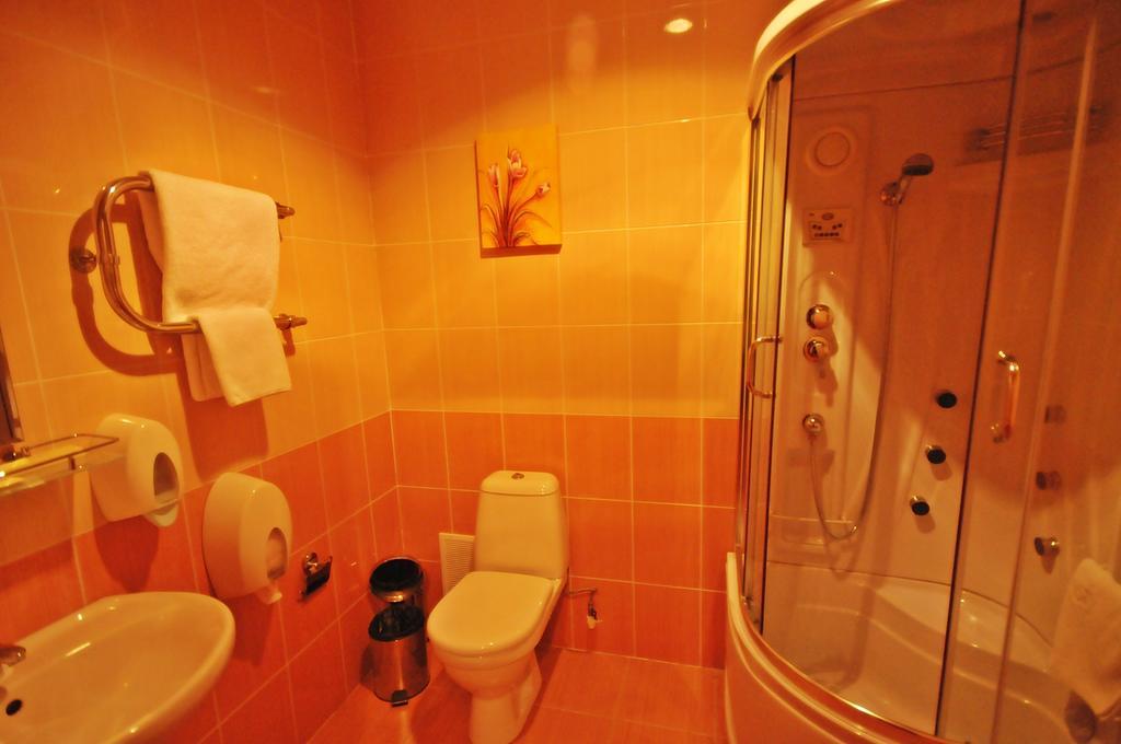 Golden Palace Hotell Aktau Rum bild