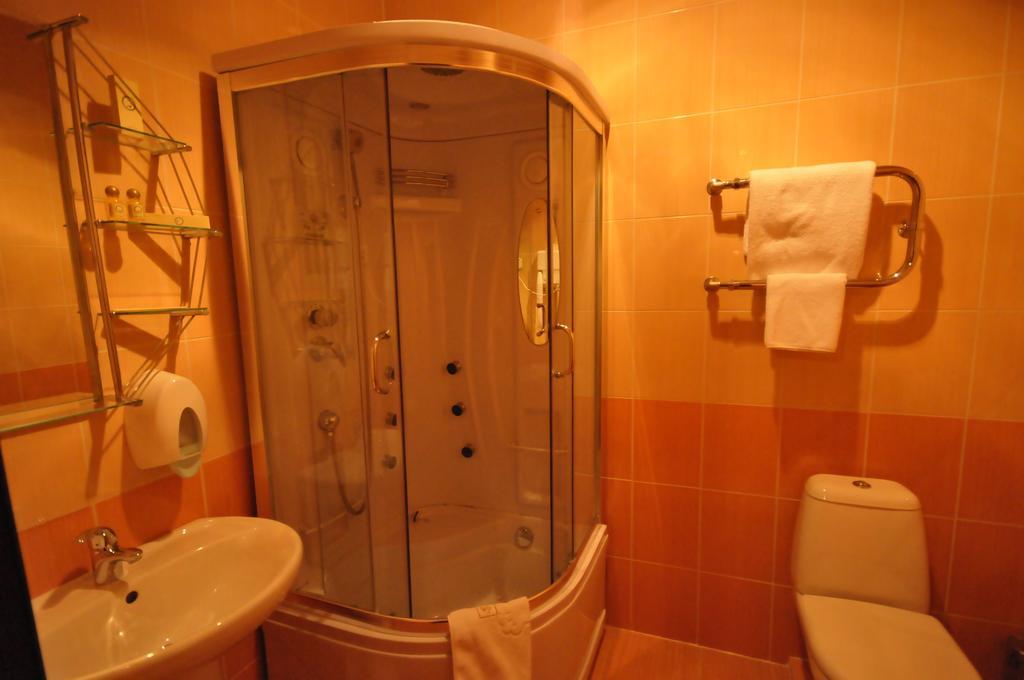 Golden Palace Hotell Aktau Rum bild